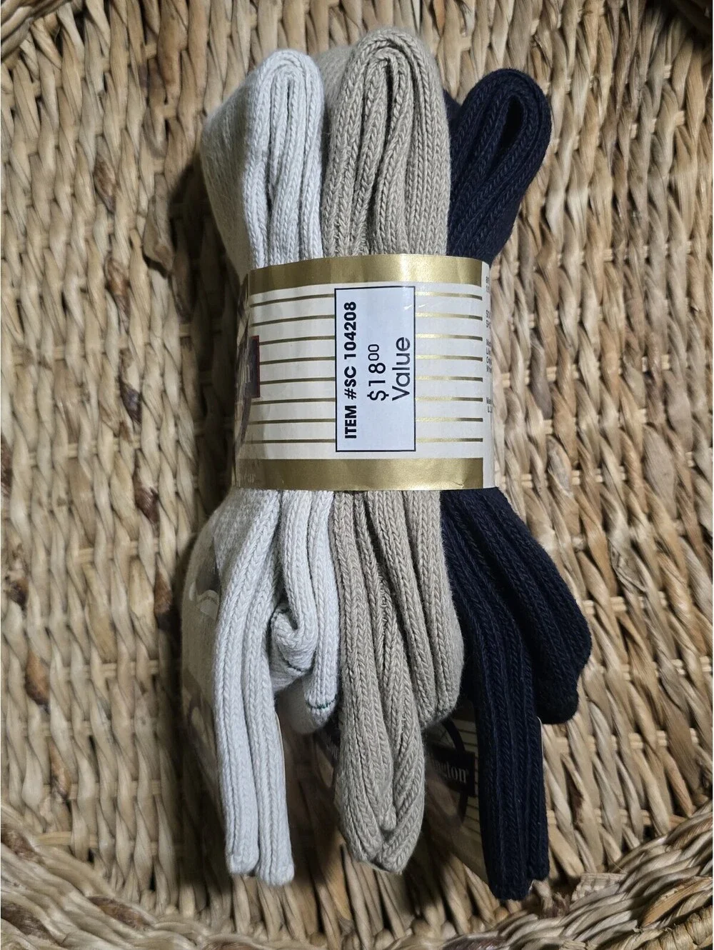 3 Pairs Of Burlington Crew Length Socks NOS Sock Size 6-12.5 White Made USA New